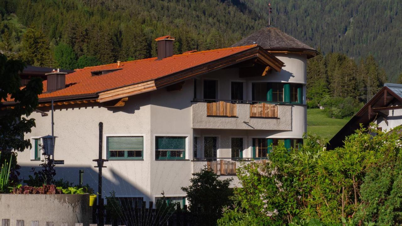 Appartement Strolz Schnann エクステリア 写真