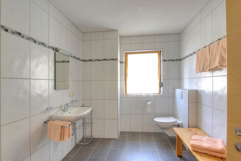 Appartement Strolz Schnann 部屋 写真